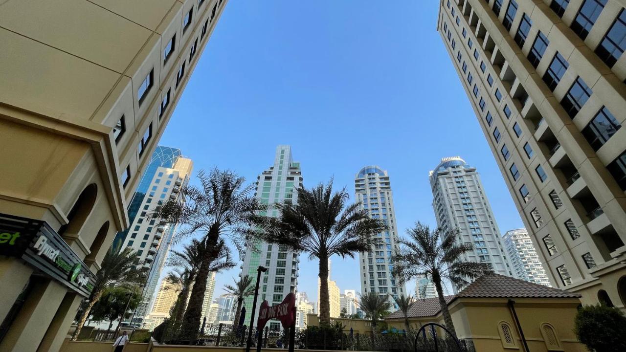Business Backpackers Jbr Dubai Exterior foto